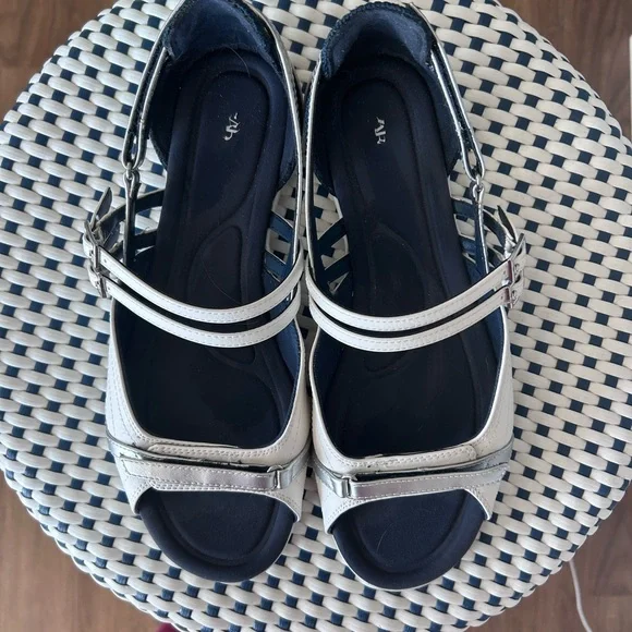 Zara Chic White and Silver Sandals - Picture 2 of 6